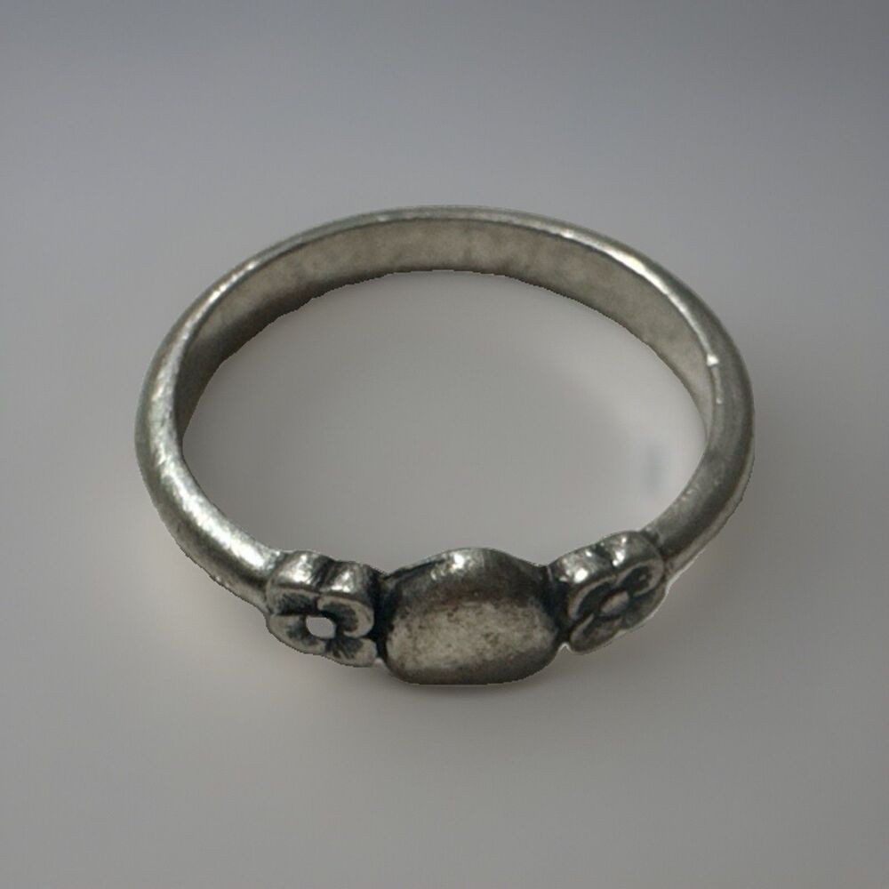 James Avery Retired Heart And Flower Ring Size 5